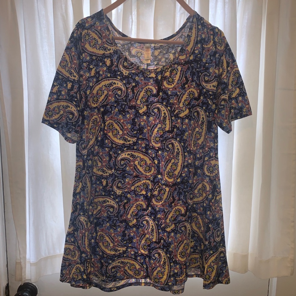 Lularoe Perfect Tee L